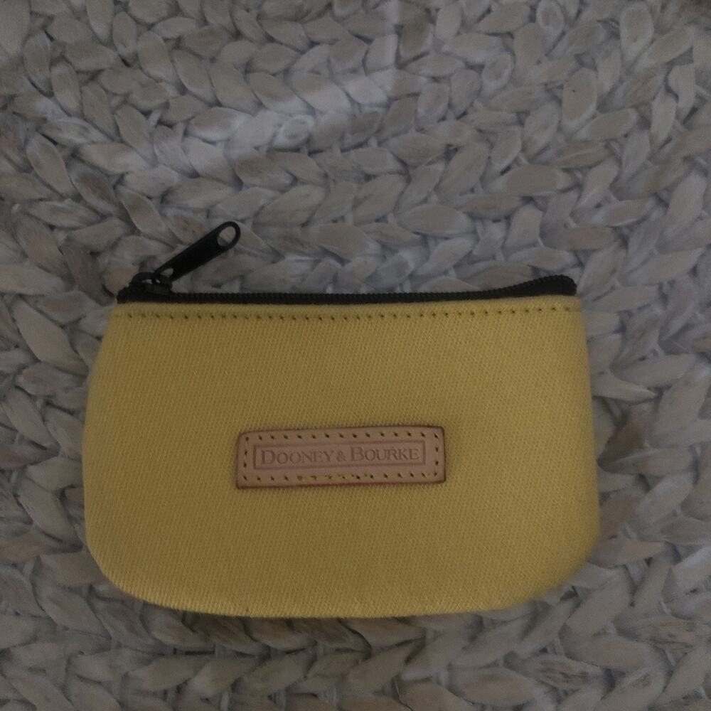 Vintage Dooney & Bourke Yellow coin purse zip closure Y2K Canvas Collection